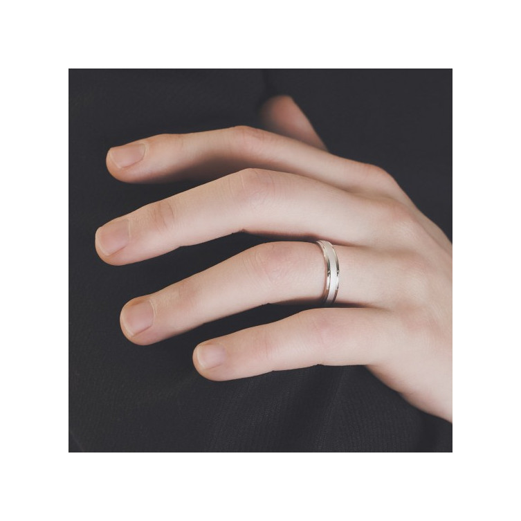 Alliance en Or Blanc 18k (750/1000) ou 9k (375/1000)